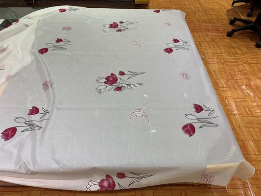 Antivochtigheid Gebreide 100g/M2-Matras het Watteren Stof met Tulip Pattern