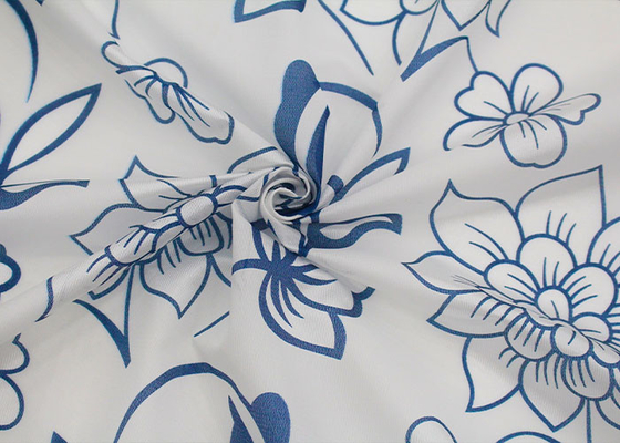 De in het groot witte basis bloeit van de het tricotpolyester van de patroondruk de pongézijdestof voor matrasbeschermer
