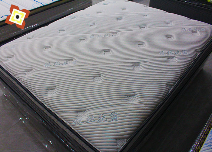 GROOThandel IN TABLICHEN 100 POLYESTER GEBREID TABLICH Zacht huidpatroon garen matras TABLICH JACQUARD MATRAS TABLICH